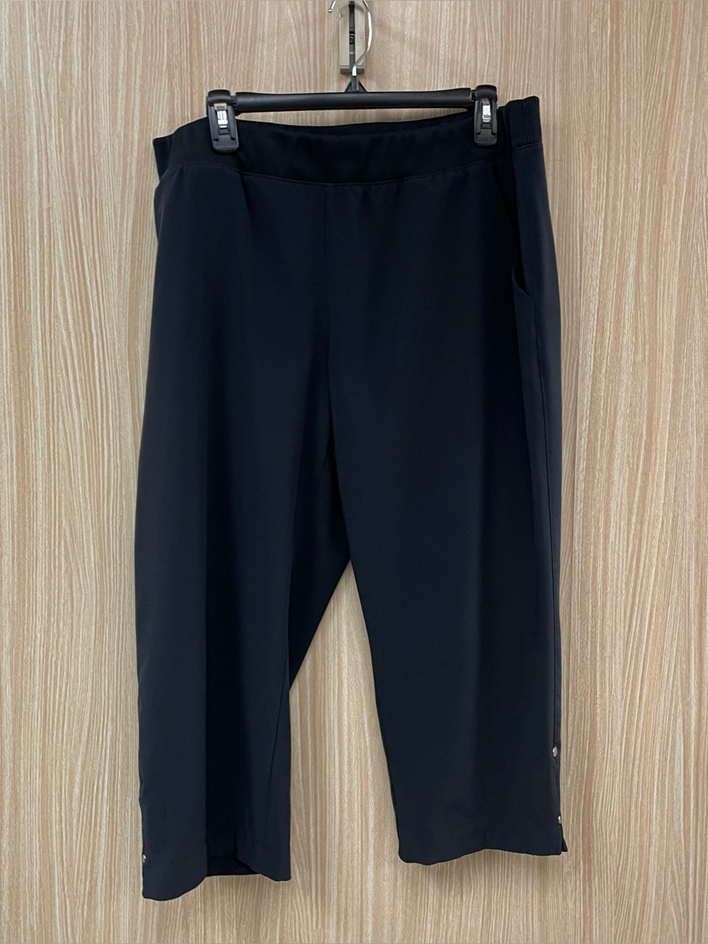 Coral Bay Golf Black Dri-Fit Capris Size XL
